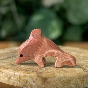 Native American Style Zuni Dolphin Fetish Bead Miniature Stone Animal Carving .8